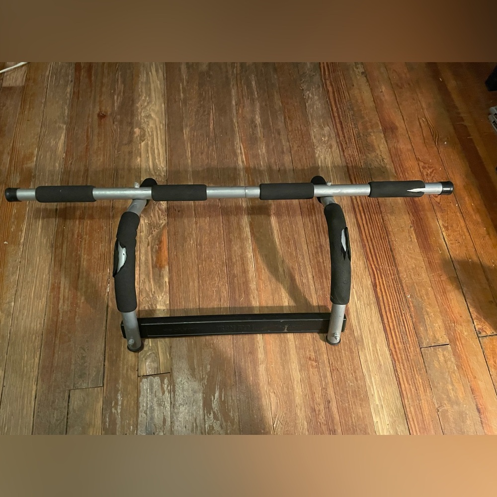 Iron gym pull up push up bar